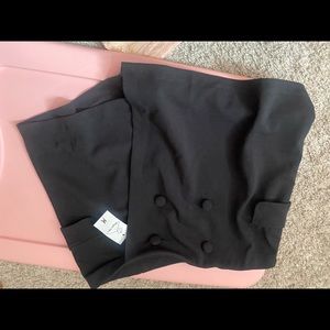 Black skort